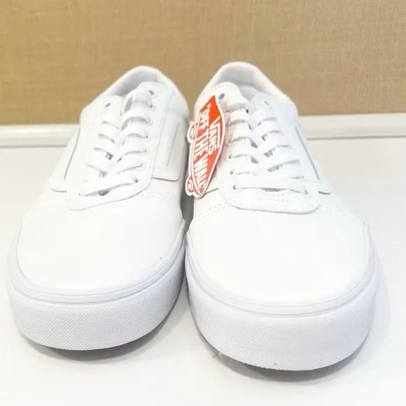 NEW Vans Ward Classic All White Men's Retro Low Top Skate Sneakers Size 12 NWT