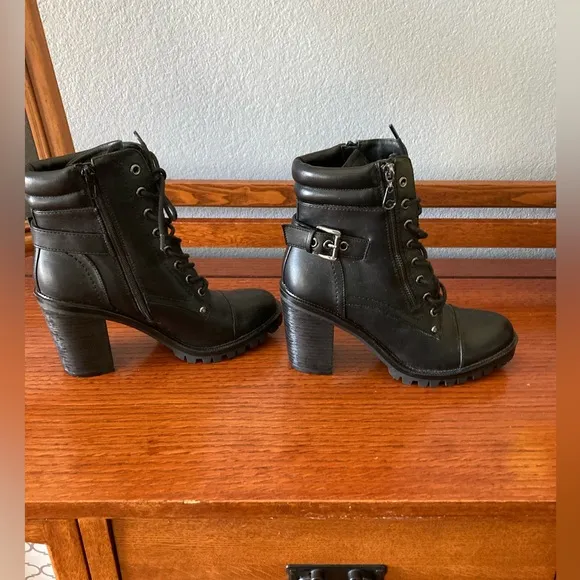 NEW WITHOUT BOX- G By Guess Jayden Combat Boots Size 8