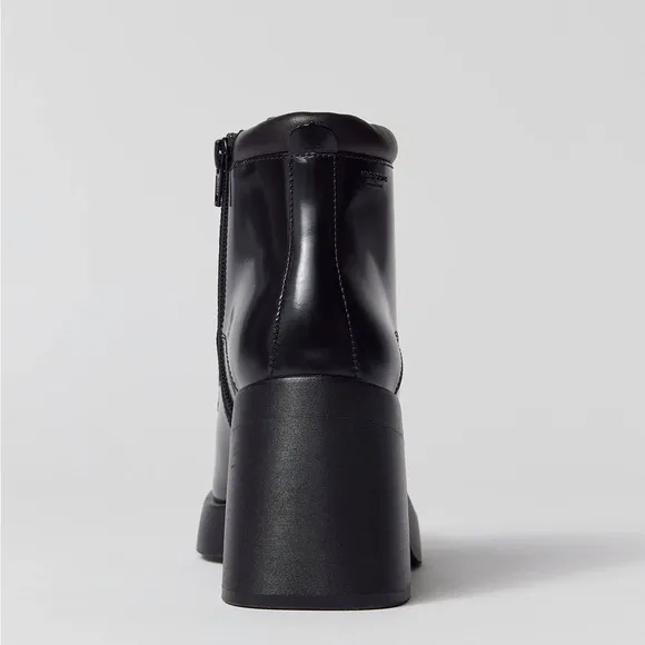 NEW☄️Vagabond Shoemakers Brooke Lace-Up Square Toe Ankle Boot, Black Size 8