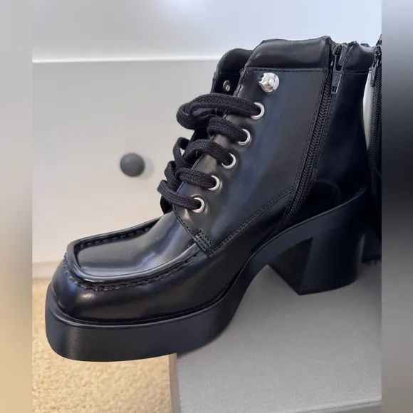 NEW☄️Vagabond Shoemakers Brooke Lace-Up Square Toe Ankle Boot, Black Size 8