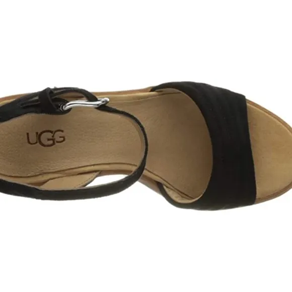 NIB $140 UGG Laynce Suede Wedges in size 7!