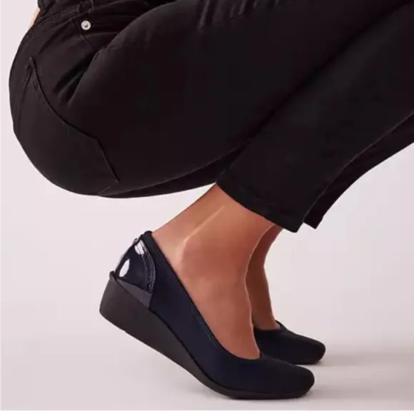 NIB Anne Klein shoes in size 9