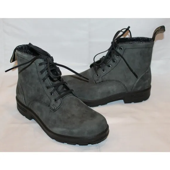 NIB Blundstone Women's Style 1935 Lace Up‎ Boot Rustic Black Sz 6.5