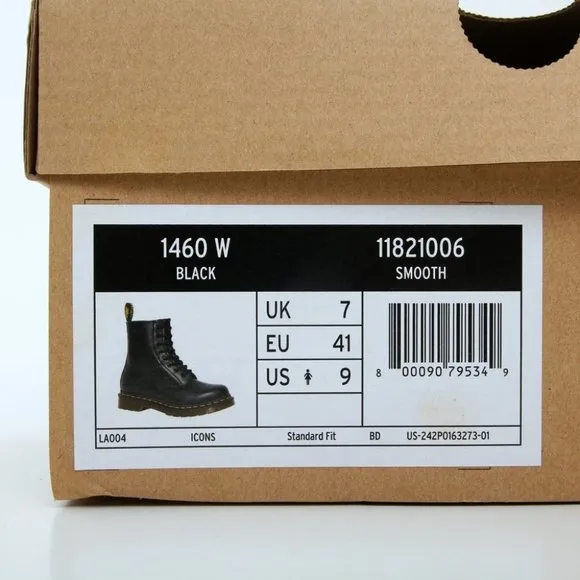 NIB Dr. Martens 1460 Women's Smooth Leather Lace Up Boots
