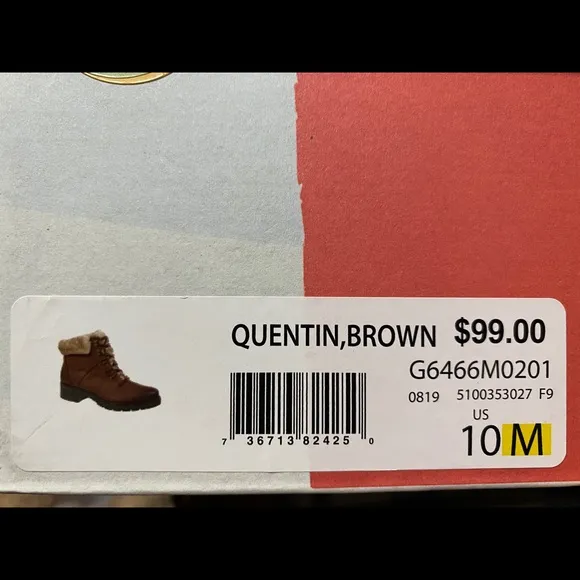 NIB fuzzy lace up boots. Women’s 10