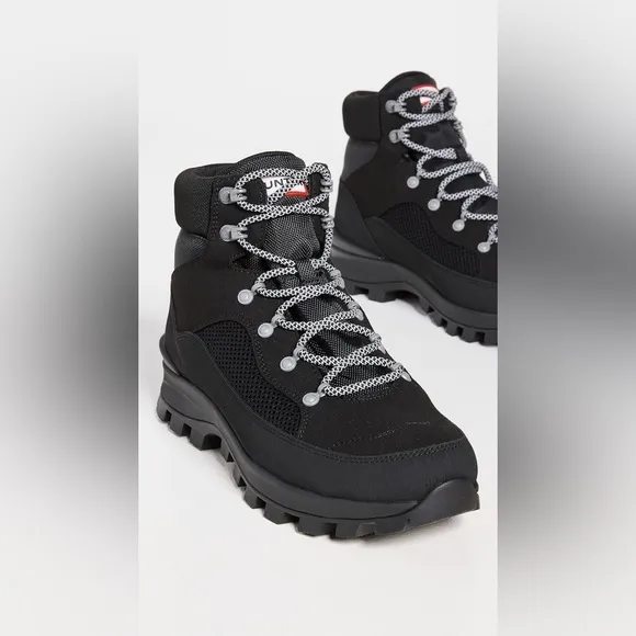 NIB HUNTER Explorer Insulated Lace Up Commando Boots