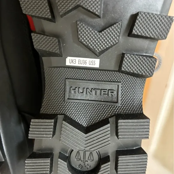 NIB HUNTER Explorer Insulated Lace Up Commando Boots