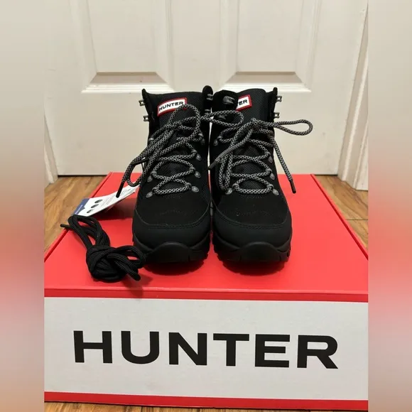 NIB HUNTER Explorer Insulated Lace Up Commando Boots