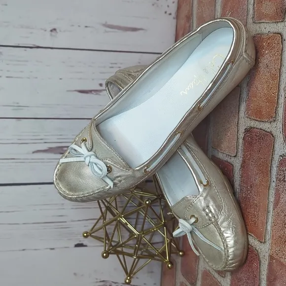 Nike Air Cole Haan Tali Metallic Gold Boat Shoe Bow Leather Flats Women's 8.5