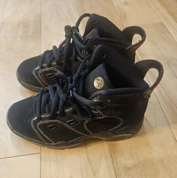 Nike Air Jordan basketball shoes boys 4
