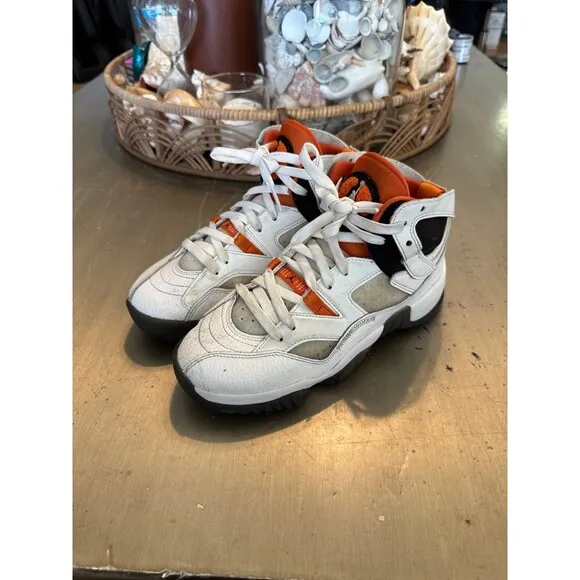 Nike Air Jordan Jumpman x Two Trey “Starfish”