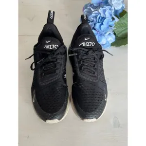 Nike Air Max 270 Running Shoes Athletic Sneakers Black Comfort US 8.5
