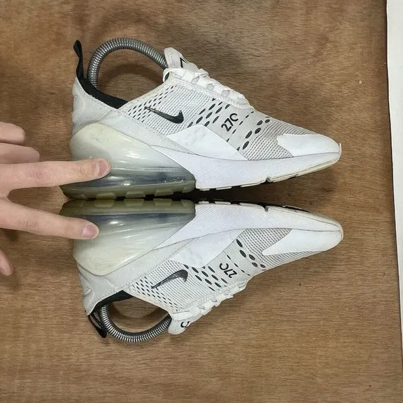 Nike Air Max 270 Women’s Size 5.5 White Black Womens Sneakers AH6789-100
