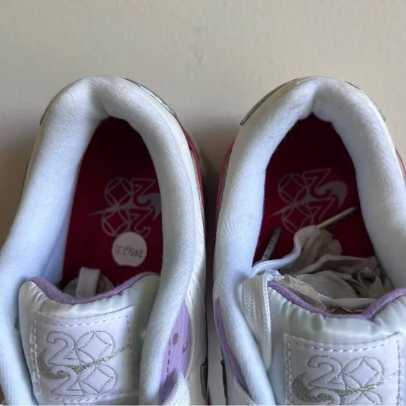 NIKE Air Max 90 Recraft Chinese New Year Unisex Shoe Size 7.5 or 6 #B1189