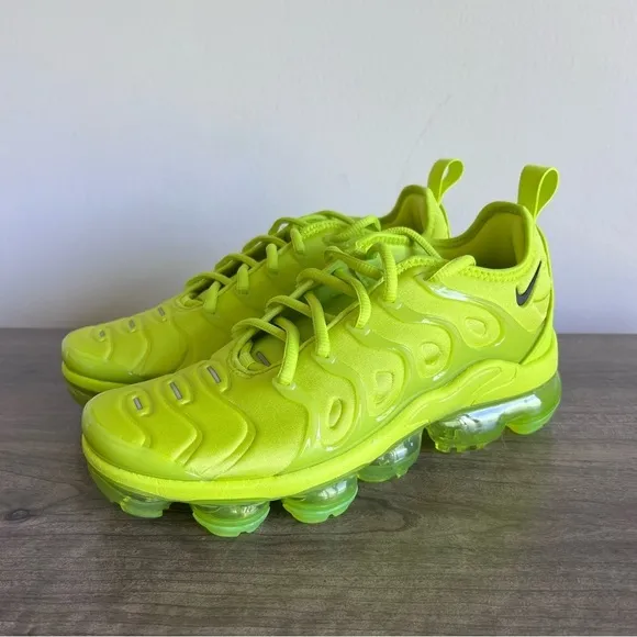 Nike Air VaporMax Plus Tennis Ball Yellow Women's Shoe Size 7.5