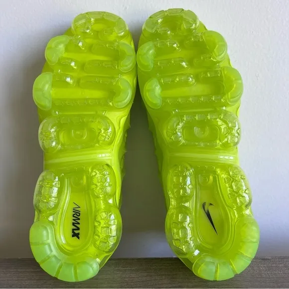 Nike Air VaporMax Plus Tennis Ball Yellow Women's Shoe Size 7.5