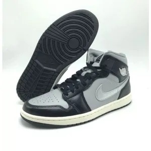 Nike Air Jordan 1 Mid SE Black Chrome FB9892-002 Women's  NWOB NEW