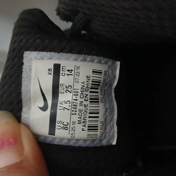 Nike black woodside 2 duck boots size 8c