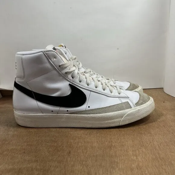 Nike Blazer Mid 77 Men Size 11.5 Vintage Athletic White Shoe Sneaker BQ6806-100