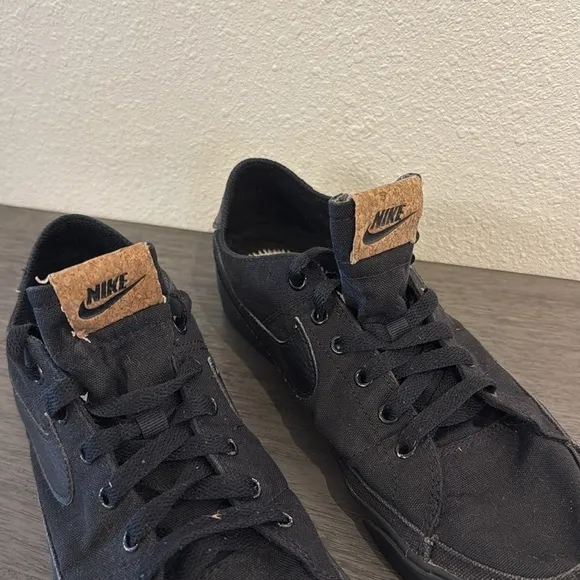 NIKE Court Legacy Canvas Men 9 Low Top Classic Sneaker Shoe Black