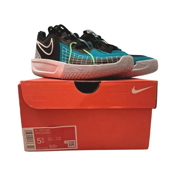 Nike G.T. Cut 3 Big Kids Basketball Shoes Sneakers Various Sizes New With Box