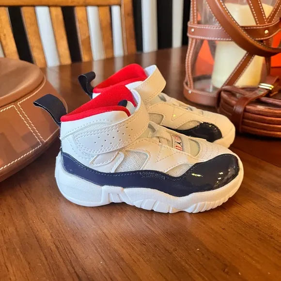 Nike Jordan Jumpman Two Trey DQ8433 102 shoes sneakers boys girl Toddlers Size 6