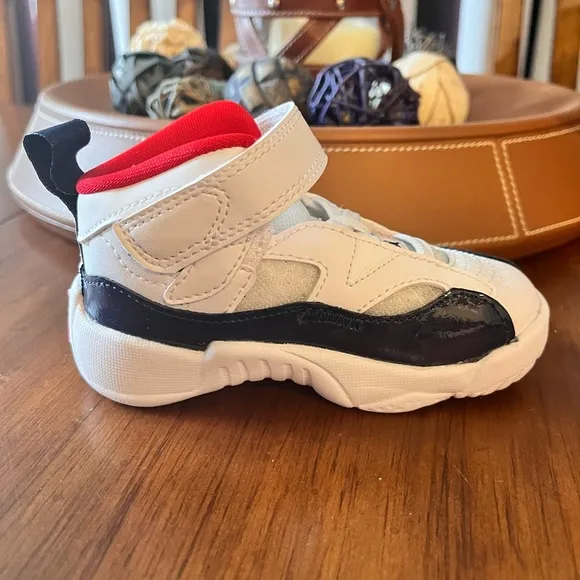Nike Jordan Jumpman Two Trey DQ8433 102 shoes sneakers boys girl Toddlers Size 6