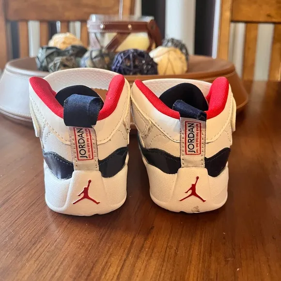 Nike Jordan Jumpman Two Trey DQ8433 102 shoes sneakers boys girl Toddlers Size 6