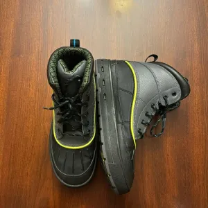 Nike Kids ACG Woodside‎ 2 High Duck Boot Sneakers