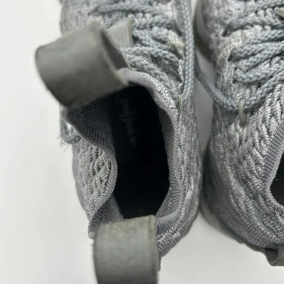 Nike LeBron 15 Shoes Unisex Sz 4Y Gray 922811-005 Basketball Flyknit 2017