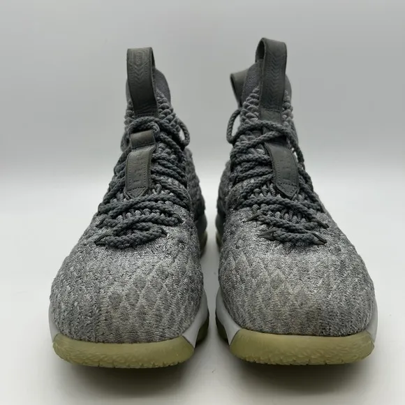 Nike LeBron 15 Shoes Unisex Sz 4Y Gray 922811-005 Basketball Flyknit 2017