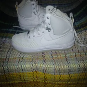 Nike LUNAR FORCE 1S DUCKBOOT SHOES