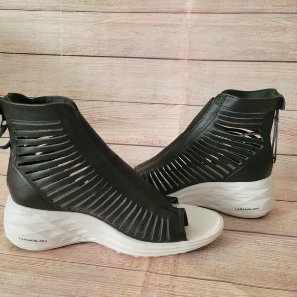 Nike lunarlon wedges sandal Rare Size‎ 6.