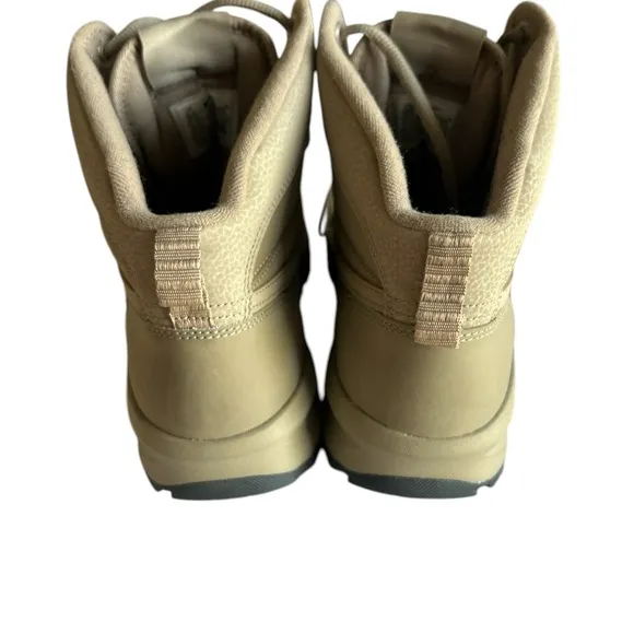 Nike Manoadome Men's Athletic Shoes in Tan Sz 10.5