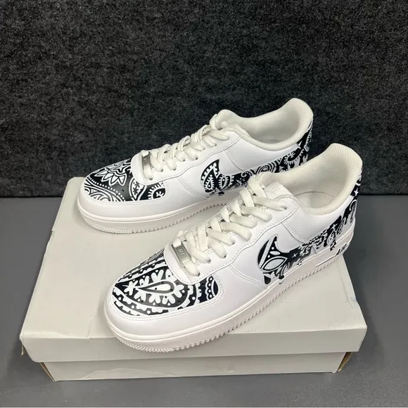 Nike Men’s Air Force 1 Custom “Bandana Drip” Shoes Size 9.5