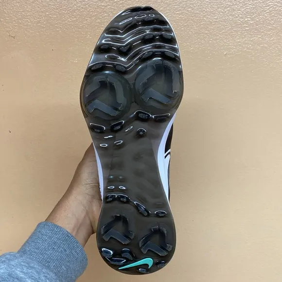 Nike React Air Zoom Infinity Tour NEXT% Spikeless Golf Shoes “Black Gray White”
