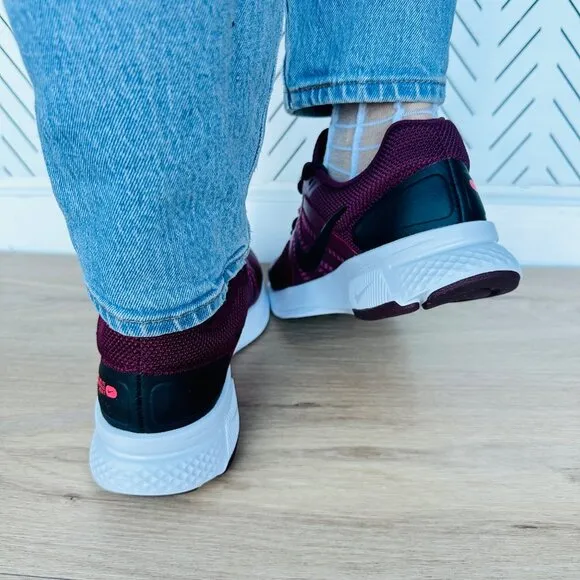 ⭐Nike Run Swift 2 Running Women Athletic Shoes Sneaker Burgundy Pink CU3528-600