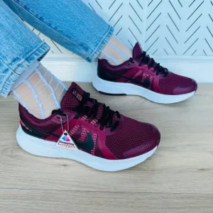 ⭐Nike Run Swift 2 Running Women Athletic Shoes Sneaker Burgundy Pink CU3528-600