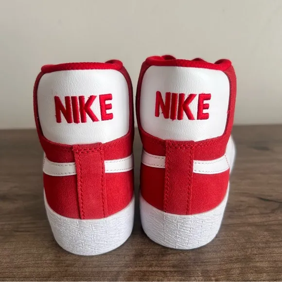 Nike SB Zoom Blazer Mid University Red Shoe Size 4 or 6 #243586
