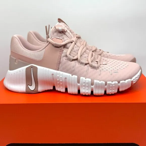 Nike Womens Free Metcon 5 Pink Oxford Shoes Sz 9.5 NEW Sneaker DV3950-600