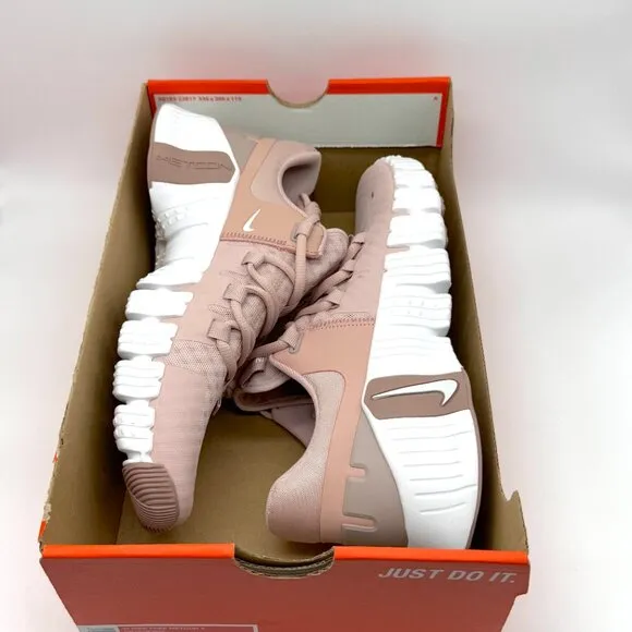 Nike Womens Free Metcon 5 Pink Oxford Shoes Sz 9.5 NEW Sneaker DV3950-600