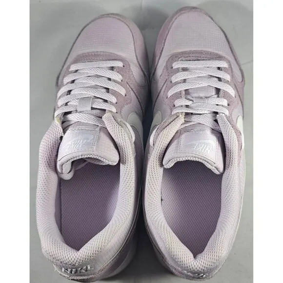 Nike Youth's MD Runner2 BQ8271-500 Iced Lilac/White Size 5.5Y