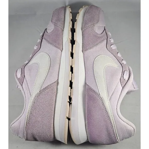 Nike Youth's MD Runner2 BQ8271-500 Iced Lilac/White Size 5.5Y