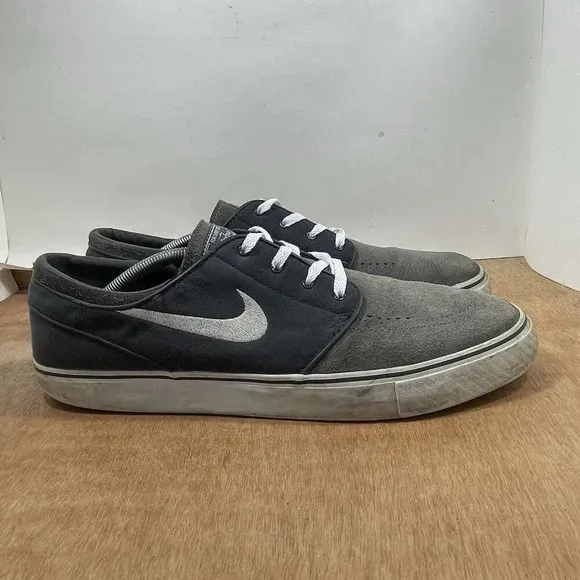 Nike Zoom Stefan Janoski Mens Size 13 Grey Suede Skate Shoes Sneakers