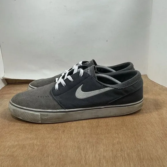 Nike Zoom Stefan Janoski Mens Size 13 Grey Suede Skate Shoes Sneakers