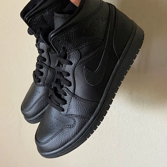 Nike Air Jordan 1 Black Sneakers Size 9.5
