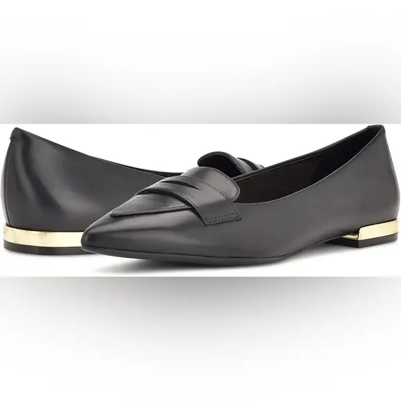Nine West Lallin Black Point Toe Flats Gold Trim Size 8 Women’s Leather Like New