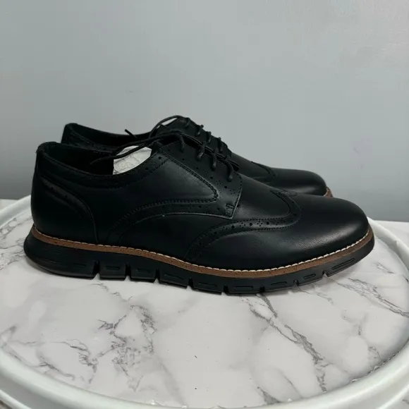 Nine West Mens Lightweight Lace Up Oxford Shoes Size 10 NEW # Box H704