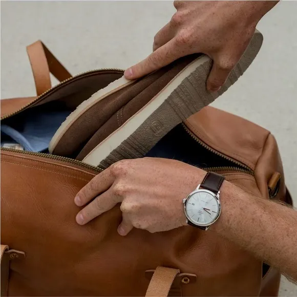 Nisolo Mens Travel Derby