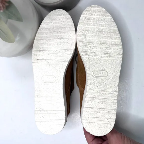Nisolo Sedona Travel Derby Lightweight Dress Shoe Collapsible Tan Women 6.5 NWB